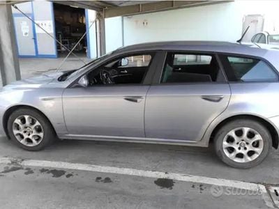 Usata Alfa Romeo 159 120 CV (88 kW) 2011 Verde Station wagon