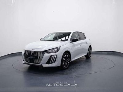 Nuova Peugeot 208 Allure 101 CV (74 kW) 2025 Bianco okenite Utilitaria