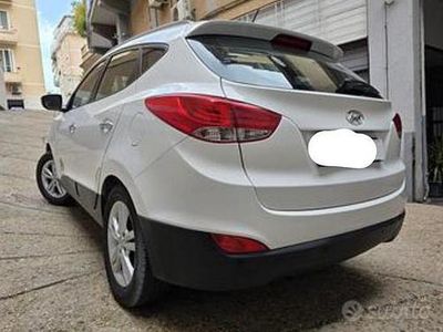 Usata Hyundai ix35 Comfort 136 CV (100 kW) 2013 Bianco SUV
