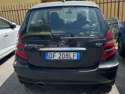 Usata Mercedes A180 Avantgarde 109 CV (80 kW) 2007 Nero Coupé