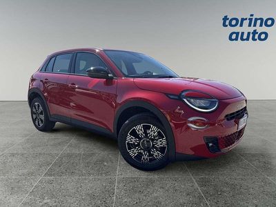 Nuova Fiat 600 Icon 145 CV (106 kW) 2026 Rosso SUV