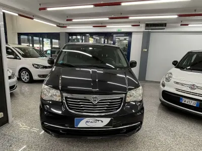 Usata Lancia Voyager Platinum 177 CV (130 kW) 2014 Nero Monovolume