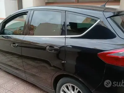 Usata Ford C-MAX 105 CV (77 kW) 2011 Nero Monovolume