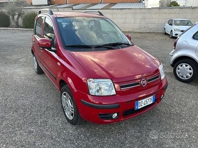 Usata Fiat Panda Dynamic 60 CV (44 kW) 2010 Rosso Utilitaria