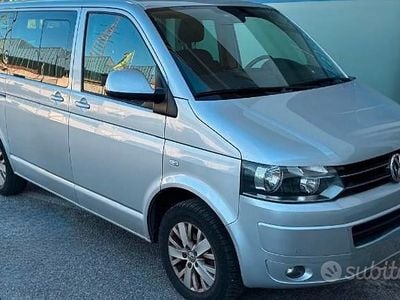 VW Caravelle