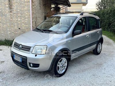 Gray Usata 2005 Fiat Panda 4x4 Climbing Utilitaria | 4500 € (Buon prezzo)