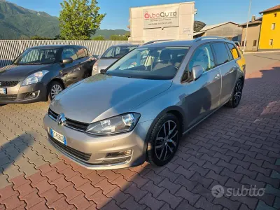 Usata VW Golf VII 110 CV (80 kW) 2013 Grigio Station wagon