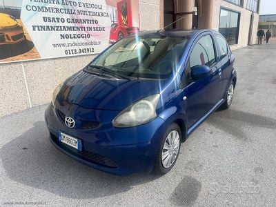 Usata Toyota Aygo 68 CV (50 kW) 2008 Blu Utilitaria