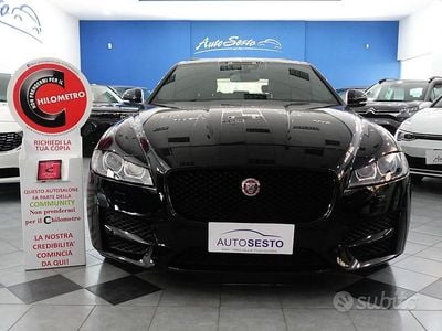 Usata Jaguar XF R-Sport 180 CV (132 kW) 2016 Nero Berlina