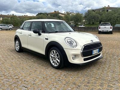 Usata Mini One D Hype 95 CV (69 kW) 2017 Beige Utilitaria