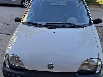 Occasion Fiat 600 54 ch (39 kW) 2004 Blanc Berline
