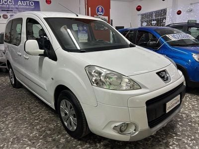Usata Peugeot Partner Tepee 92 CV (67 kW) 2012 Bianco Monovolume