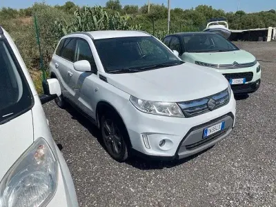 Second-hand Suzuki Vitara Cool 120 CP (88 kW) 2018 Alb SUV