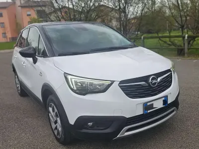Usata Opel Crossland X Ultimate 99 CV (72 kW) 2017 SUV