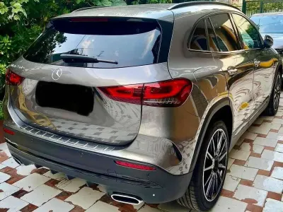 Usata Mercedes GLA250 Premium 160 CV (117 kW) 2022 Grigio SUV