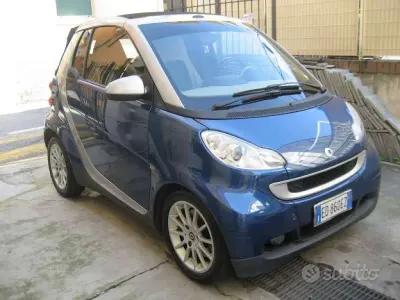 Usata Smart ForTwo Cabrio Passion 71 CV (52 kW) 2010 Blu Cabrio
