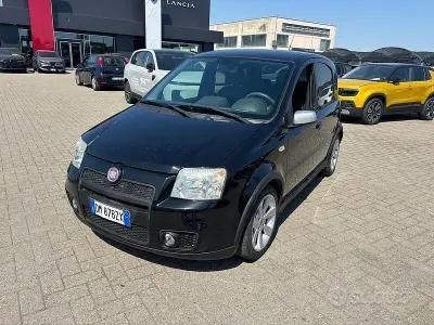Usata Fiat Panda 101 CV (74 kW) 2008 Nero Utilitaria