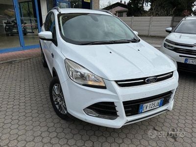 Gebraucht Ford Kuga Titanium 140 PS (102 kW) 2014 Weiß SUV