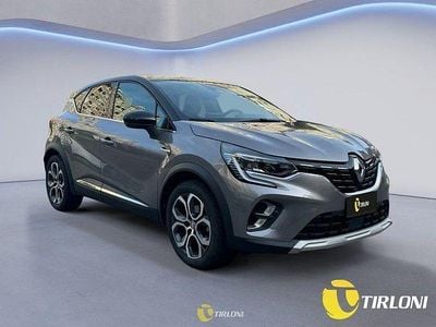 Usata Renault Captur Techno 143 CV (105 kW) 2023 Grigio SUV