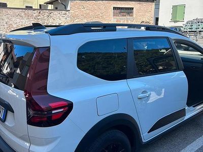 Usata Dacia Jogger 101 CV (74 kW) 2024 Bianco Monovolume