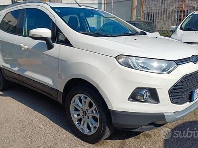 Usata Ford Ecosport Titanium 95 CV (69 kW) 2017 Bianco SUV
