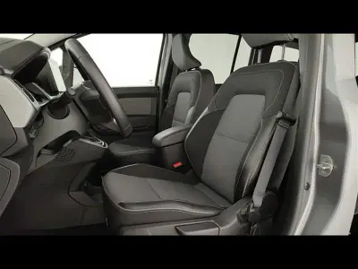 Usata Renault Kangoo Equilibre 116 CV (85 kW) 2023 Grigio scuro Monovolume