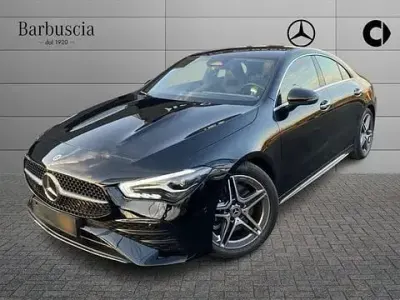 Käytetty Mercedes CLA200 Advanced Plus 150 HP (110 kW) 2023 Musta Coupe - kaksiovinen