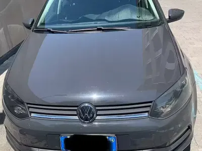 Usata VW Polo 60 CV (44 kW) 2016 Grigio Utilitaria