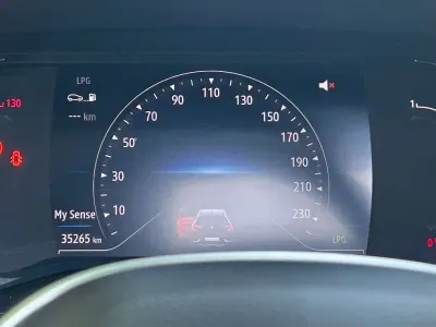 Usata Renault Captur Intens 101 CV (74 kW) 2023 Nero SUV