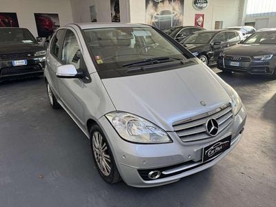Usata Mercedes A180 Elegance 109 CV (80 kW) 2009 Argento Monovolume