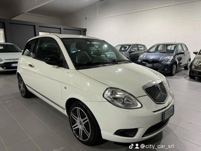 usata Lancia Ypsilon 1.2 69 CV Platino