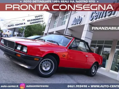 Usata Maserati Spyder 184 CV (135 kW) 1986 Rosso Cabrio