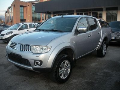 Usata Mitsubishi L200 178 CV (130 kW) 2013 Argento Pick-up