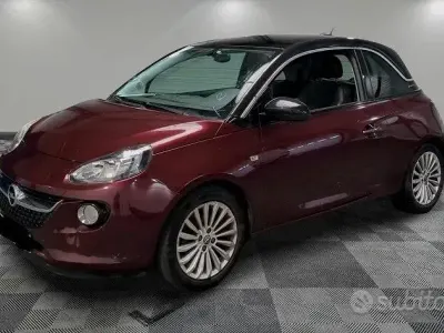 Usata Opel Adam 69 CV (50 kW) 2013 Utilitaria
