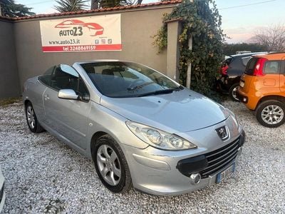 Usata Peugeot 307 CC 109 CV (80 kW) 2008 Grigio Cabrio