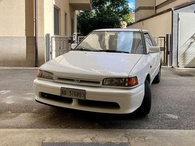 Usata Mazda 323 163 CV (119 kW) 1993 Bianco Berlina