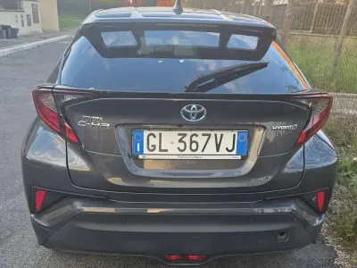Usata Toyota C-HR Trend 98 CV (72 kW) 2022 Grigio SUV