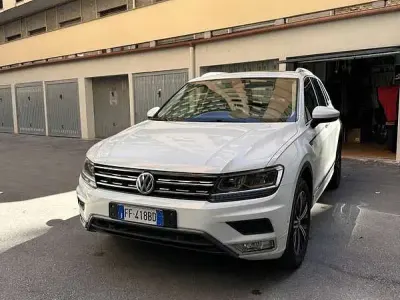 Usata VW Tiguan R-line 150 CV (110 kW) 2016 Bianco SUV