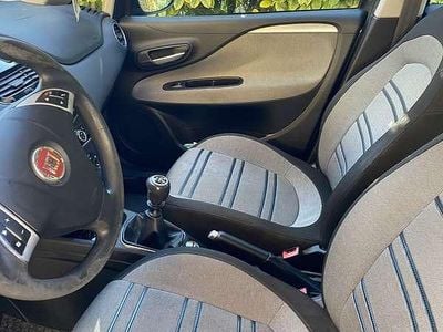 Usata Fiat Punto Evo Dynamic 77 CV (56 kW) 2010 Utilitaria