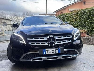 Usata Mercedes GLA180 109 CV (80 kW) 2018 Nero SUV