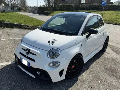 Usata Abarth 595 Turismo 165 CV (121 kW) 2021 Bianco Berlina