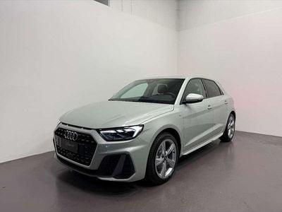Nuova Audi A1 Sportback S-Line 116 CV (85 kW) 2025 Argento cavo metallizzato Utilitaria