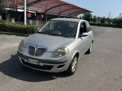 Usata Lancia Ypsilon