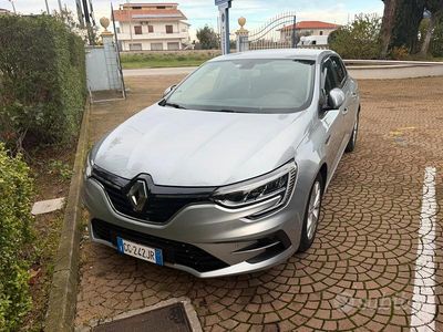 Usata Renault Mégane IV 115 CV (84 kW) 2021 Grigio Berlina