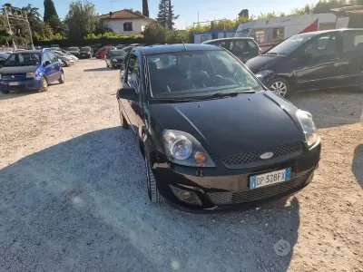 Brugt Ford Fiesta Ghia 68 HK (50 kW) 2008 Sort Hatchback