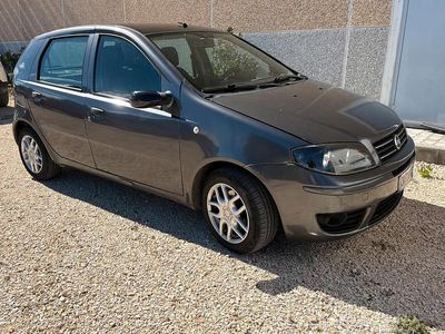 Usata Fiat Punto 69 CV (50 kW) 2004 Utilitaria