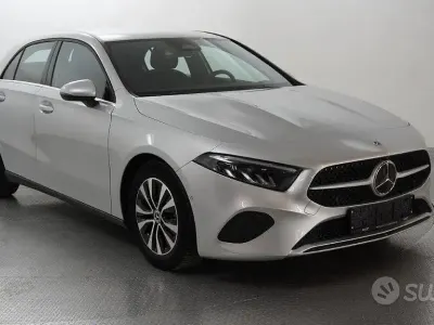Usata Mercedes A180 Progressive 116 CV (85 kW) 2024 Grigio Berlina