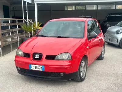 Usata Seat Arosa Stella 50 CV (36 kW) 2003 Rosso Utilitaria