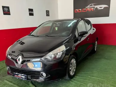 Usata Renault Clio IV 73 CV (53 kW) 2015 Nero Berlina