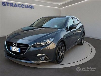 Usata Mazda 3 Exceed 105 CV (77 kW) 2017 Grigio metallizzato Berlina